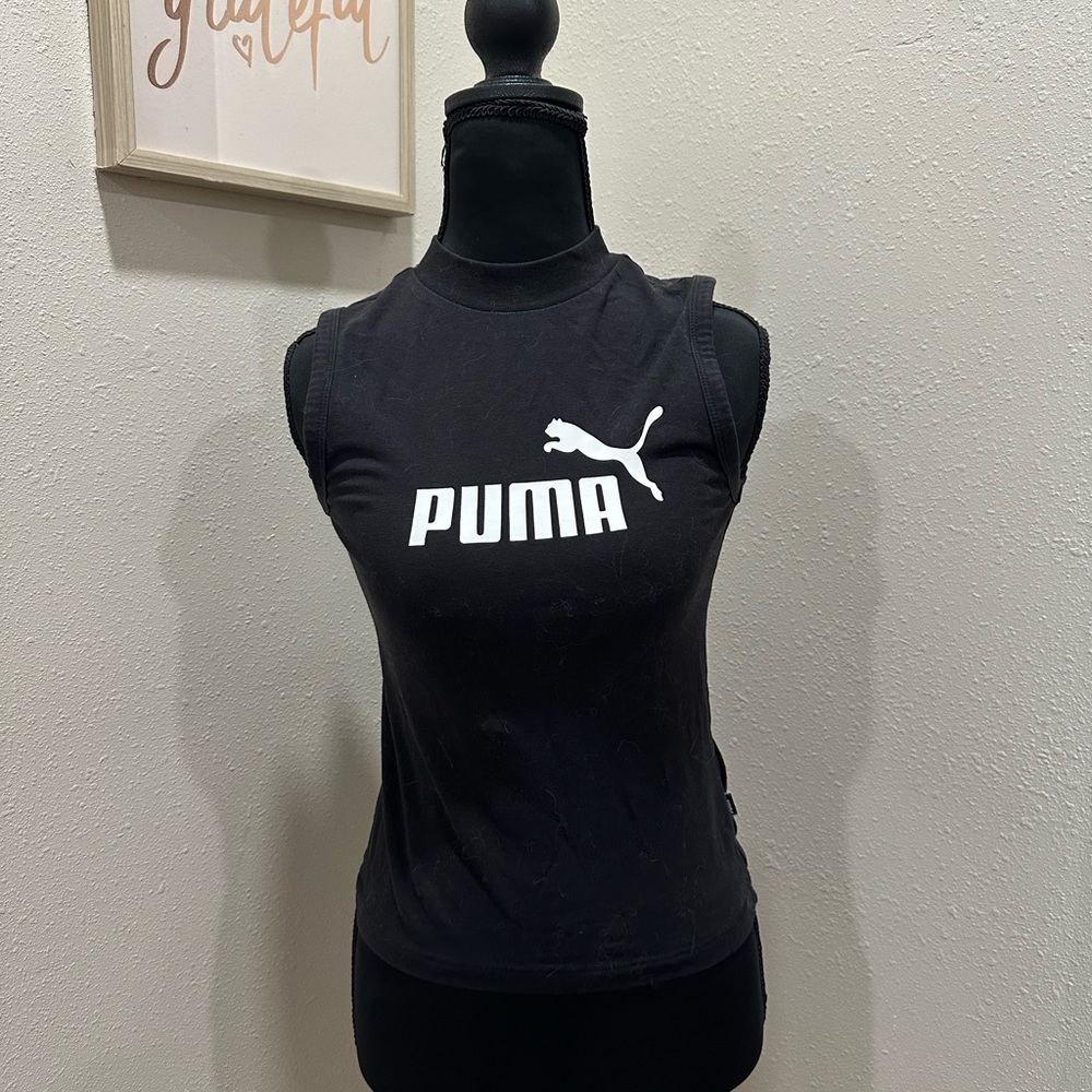 PUMA workout top